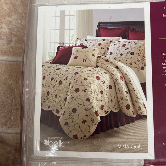 Biltmore Vista Quilt One Bedskirt Queen Red NEW NOS 60”X80” For Your House Belk. - Picture 7 of 13